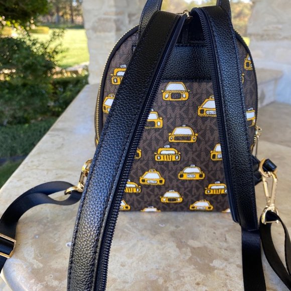 NWT Michael Kors nyc taxi Erin Sm backpack&wallet - Picture 14 of 15